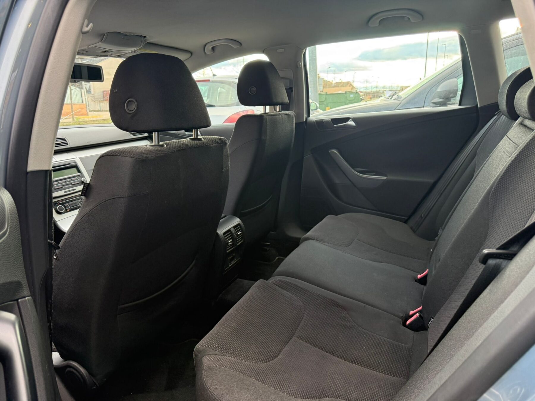 VOLKSWAGEN passat advance plus