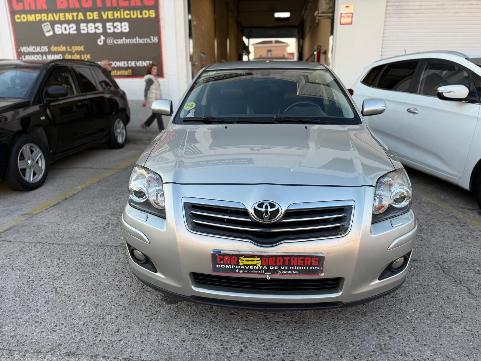 TOYOTA AVENSIS 2.2 d-4d