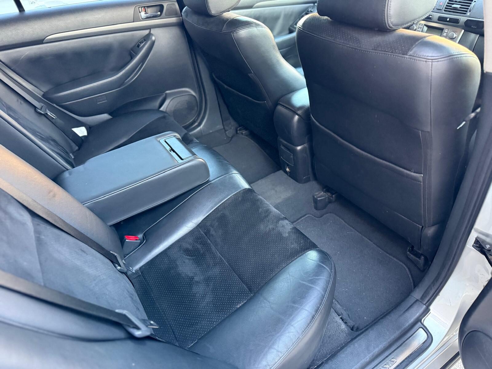 TOYOTA AVENSIS 2.2 d-4d