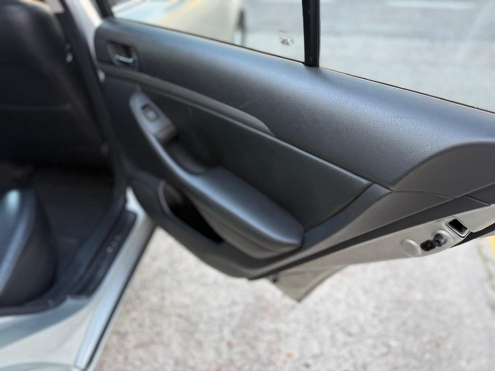 TOYOTA AVENSIS 2.2 d-4d