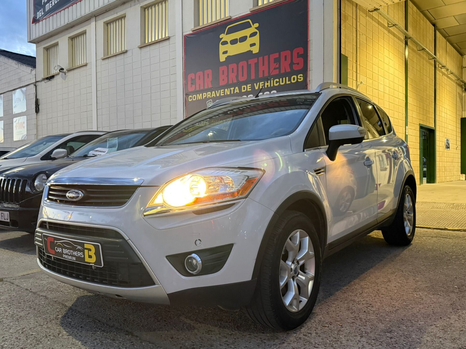 FORD kuga titanium
