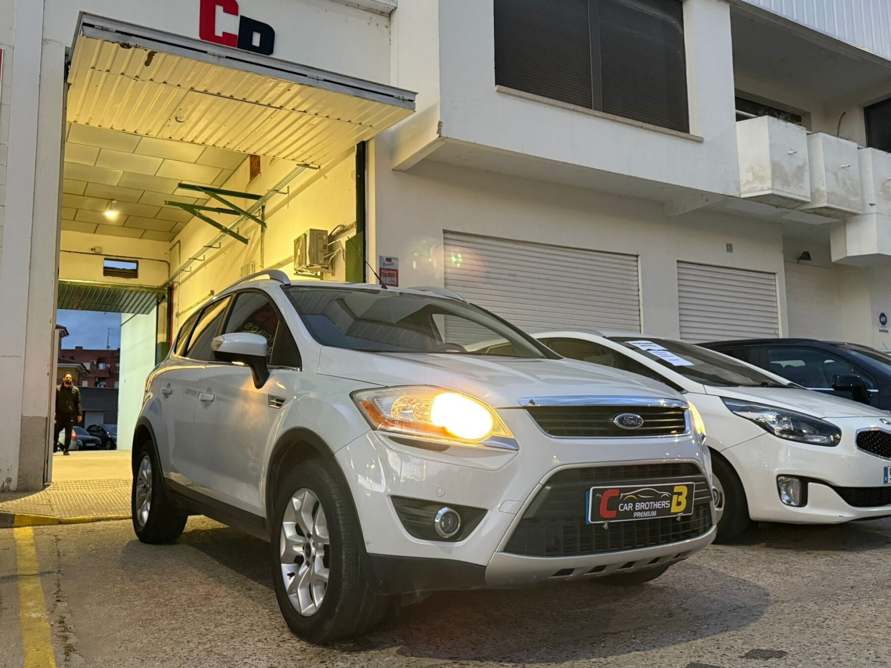 FORD kuga titanium