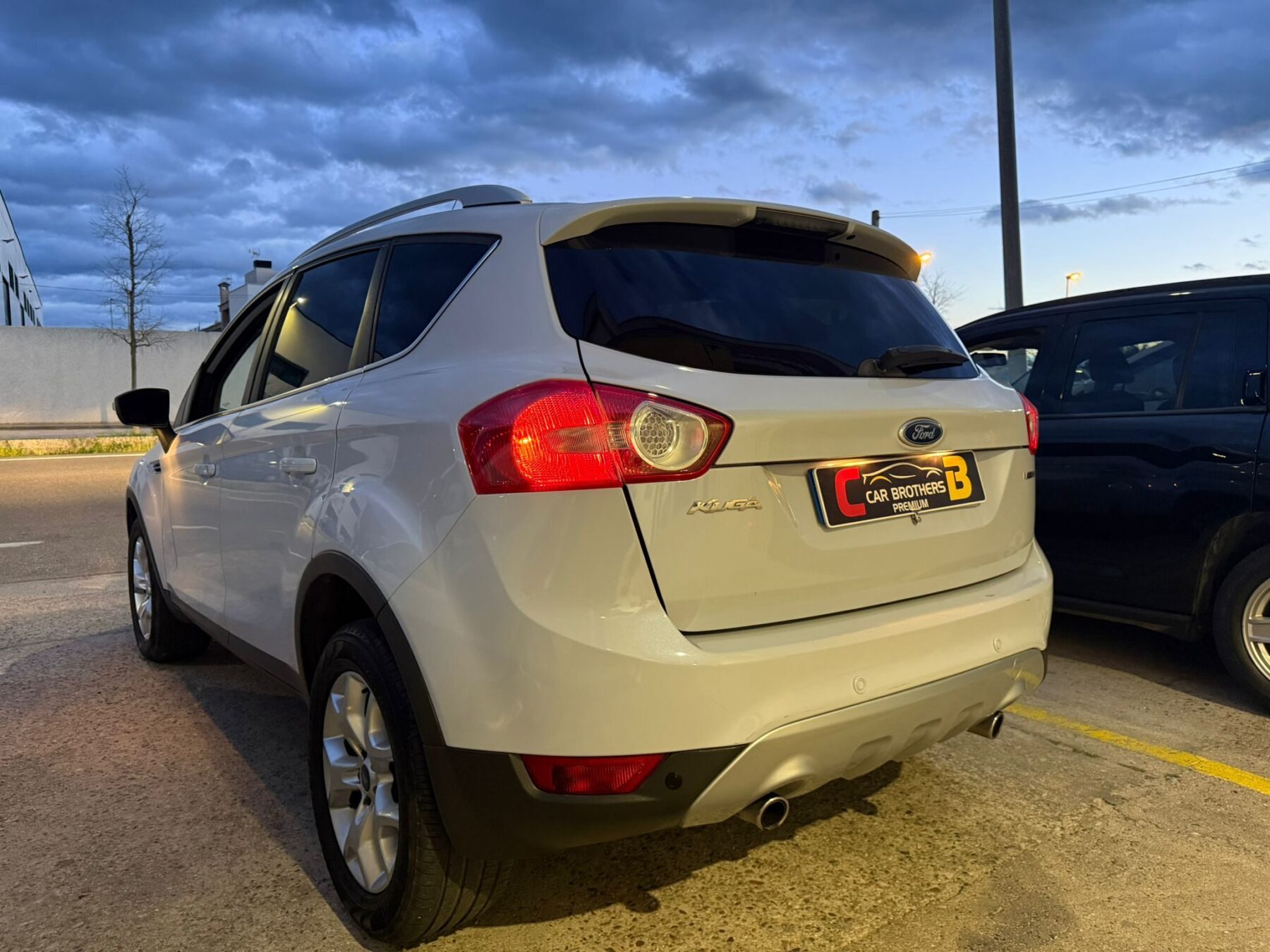 FORD kuga titanium