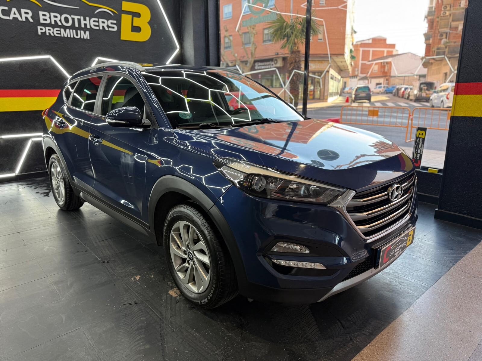 HYUNDAI TUCSSON 2.0 CRDi Style blue 2WD