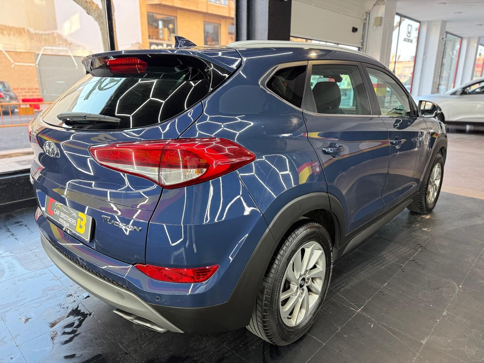 HYUNDAI TUCSSON 2.0 CRDi Style blue 2WD