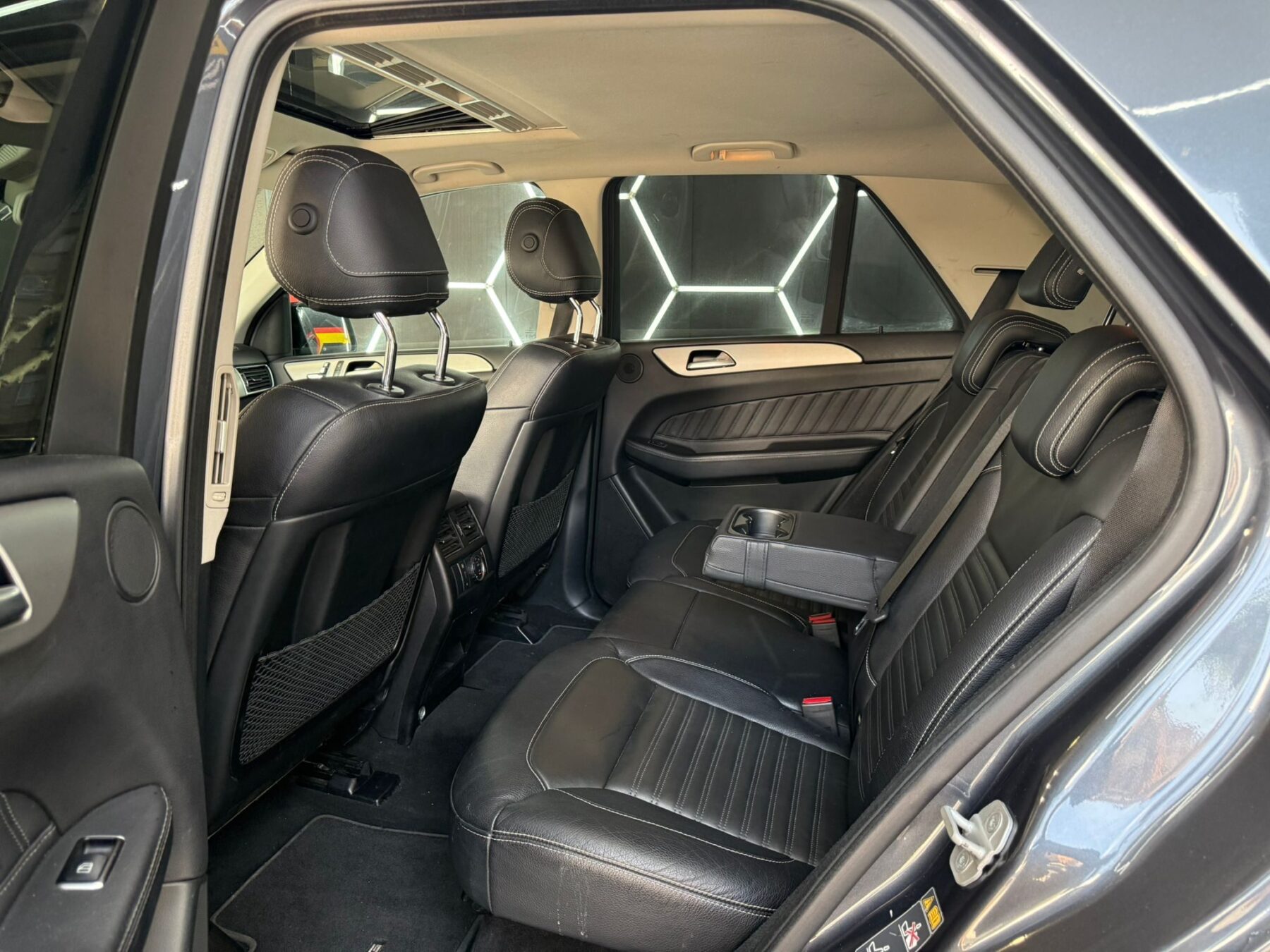 MERCEDES-BENZ GLE AMG-LINE