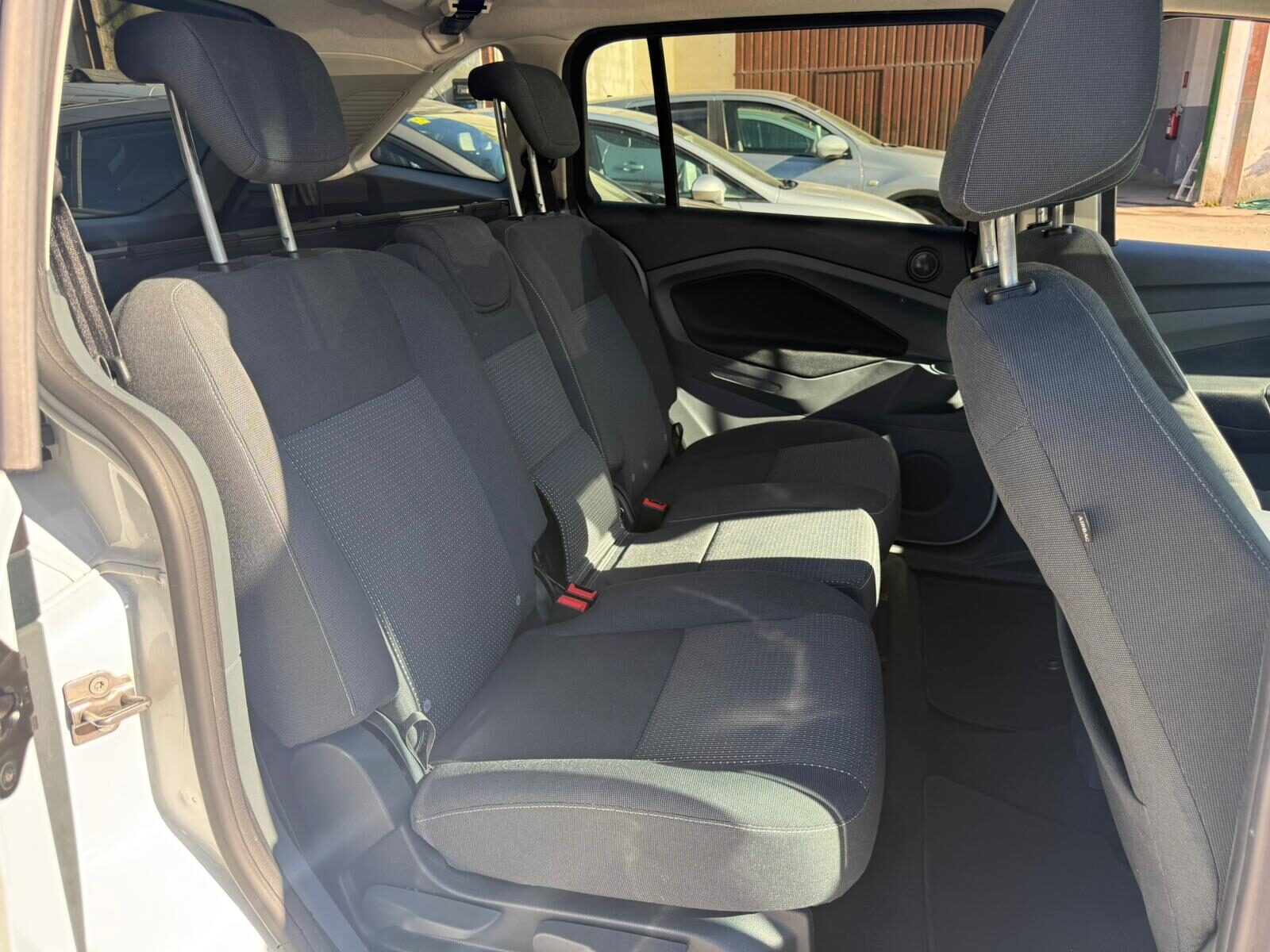 FORD GRAND-C-MAX TREND