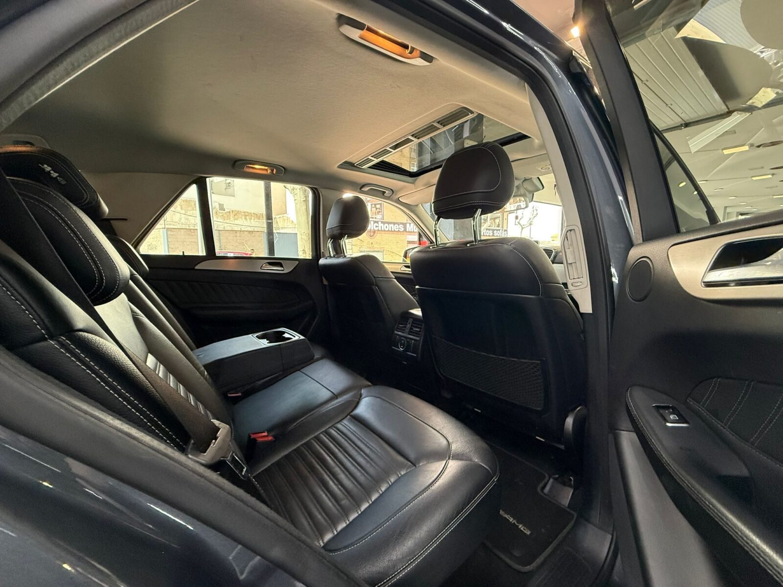MERCEDES-BENZ GLE AMG-LINE