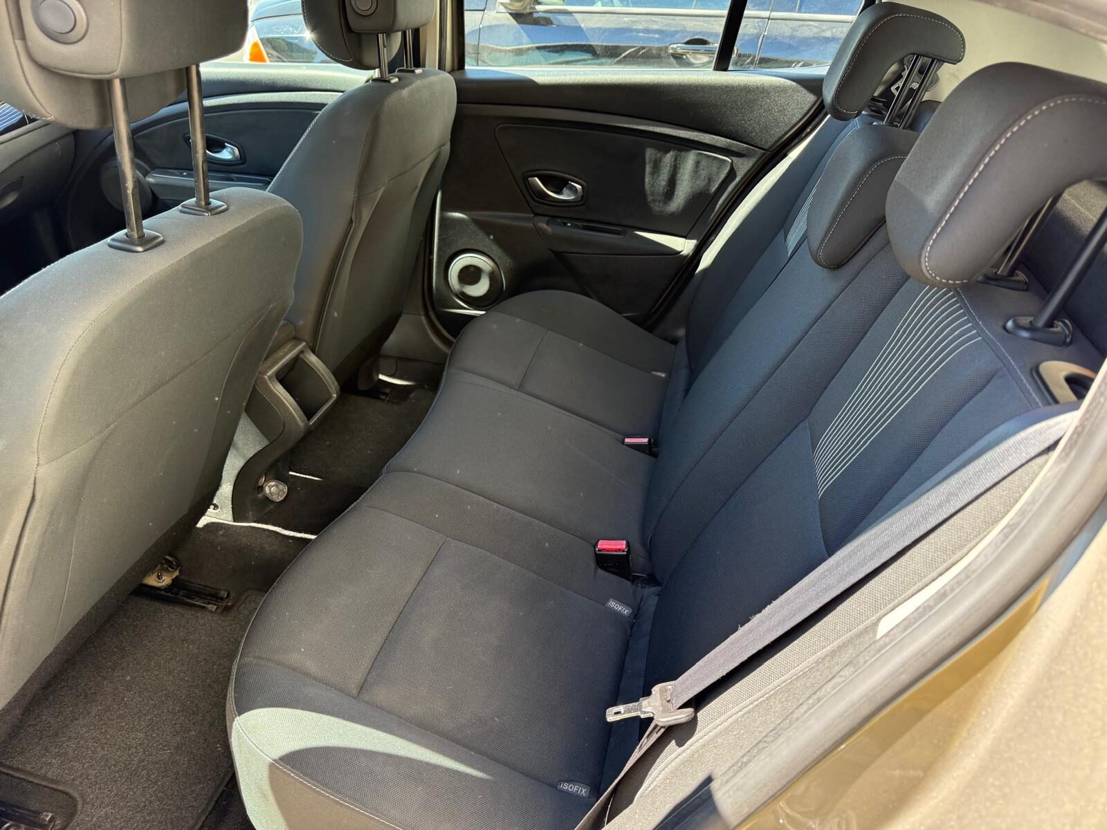 RENAULT Megane 1.6i tom tom 