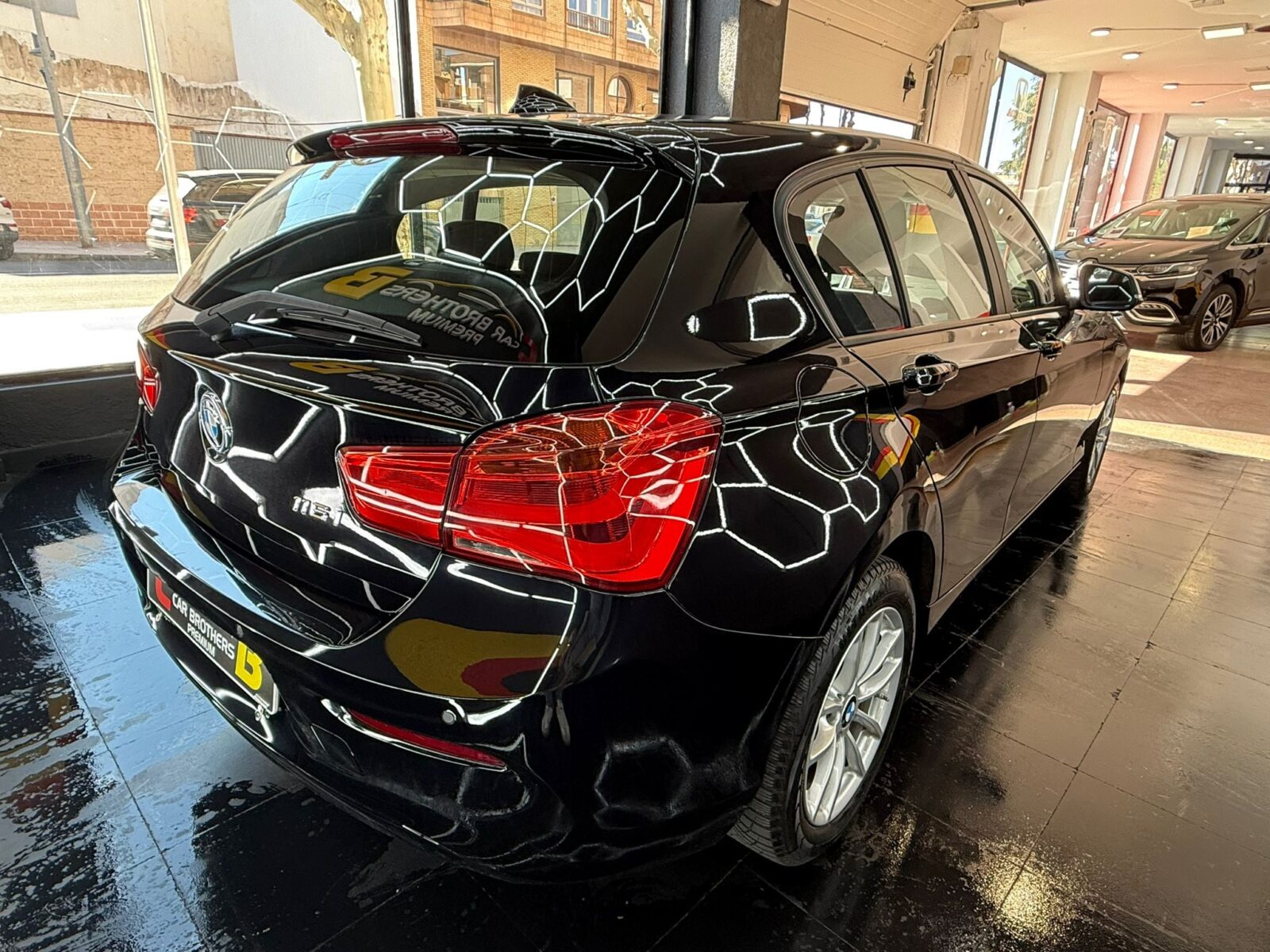 BMW Serie 1 ADVANTAGE