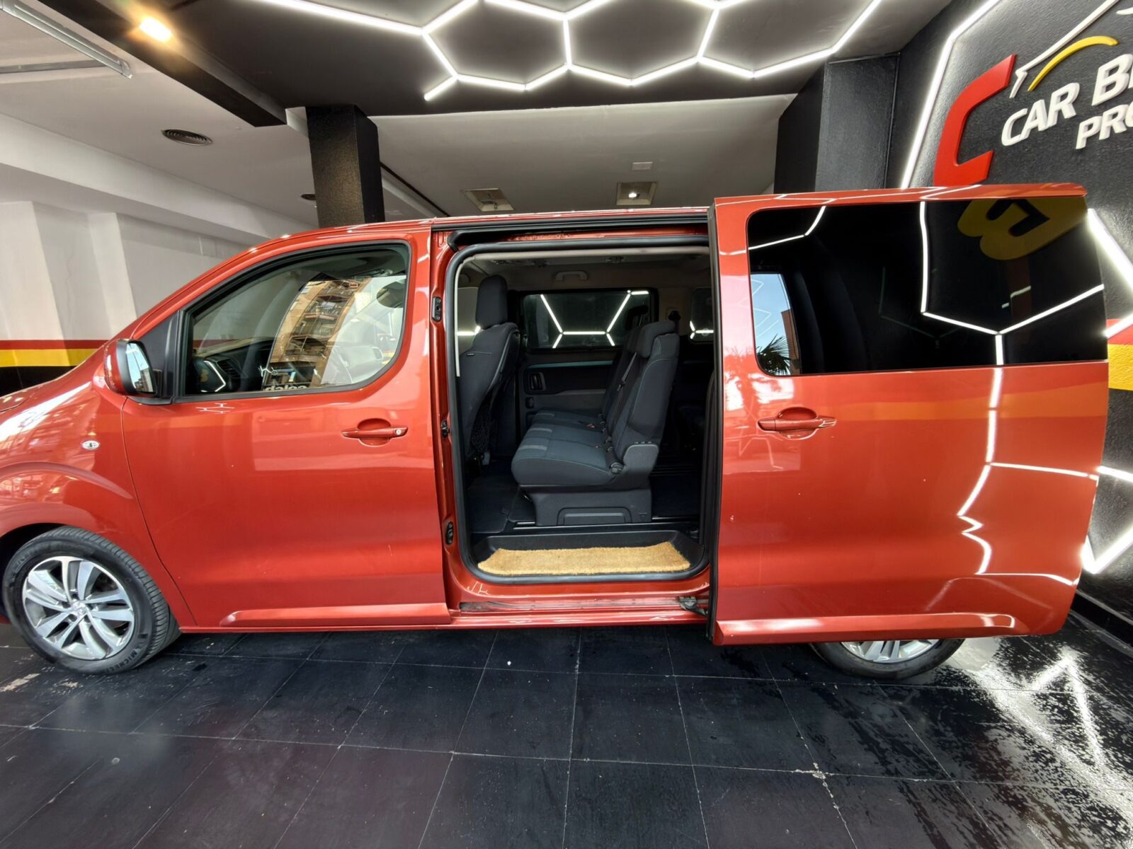 PEUGEOT 2.0 HDI ACTIVE