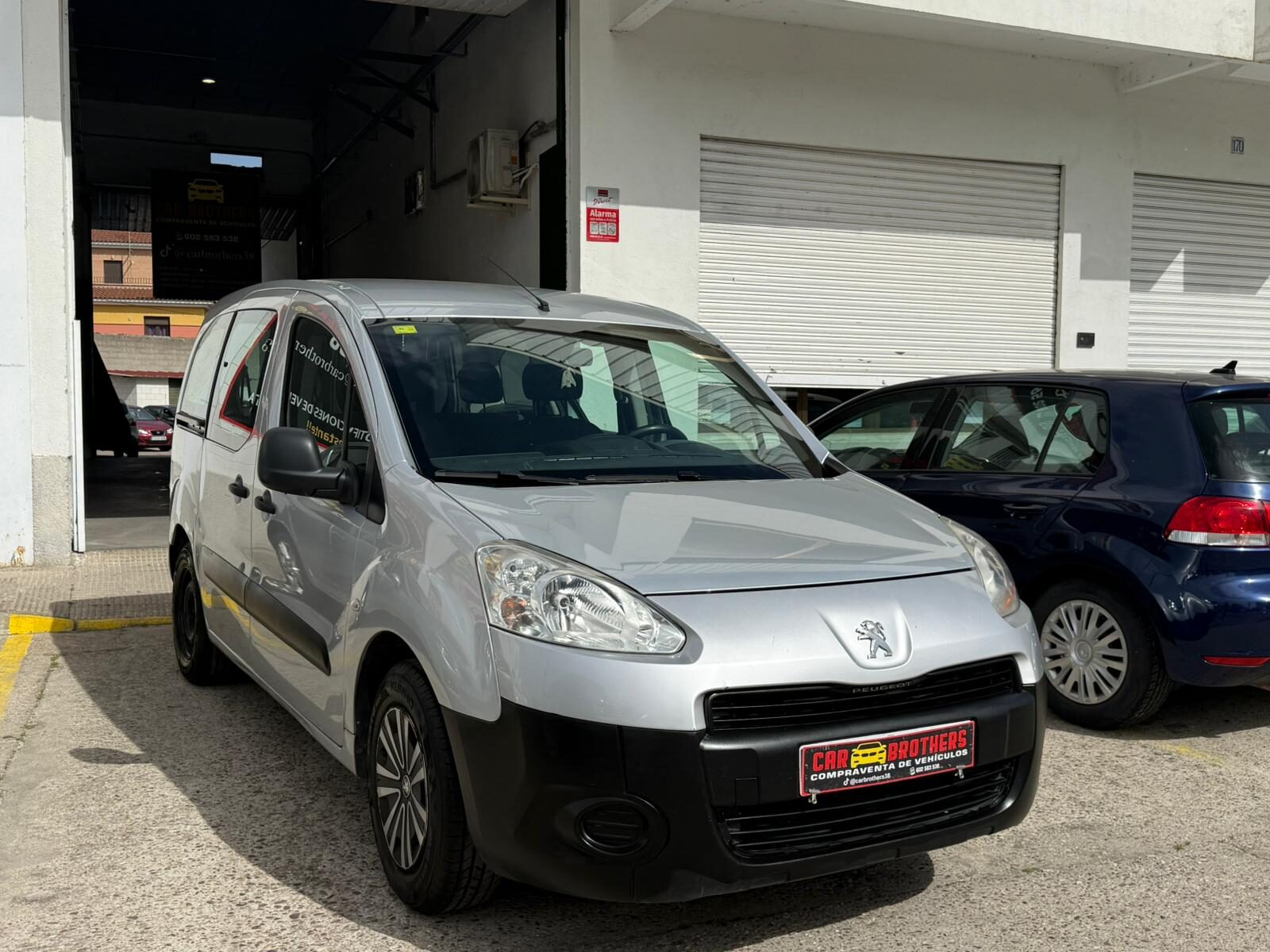 PEUGEOT PARNTER business