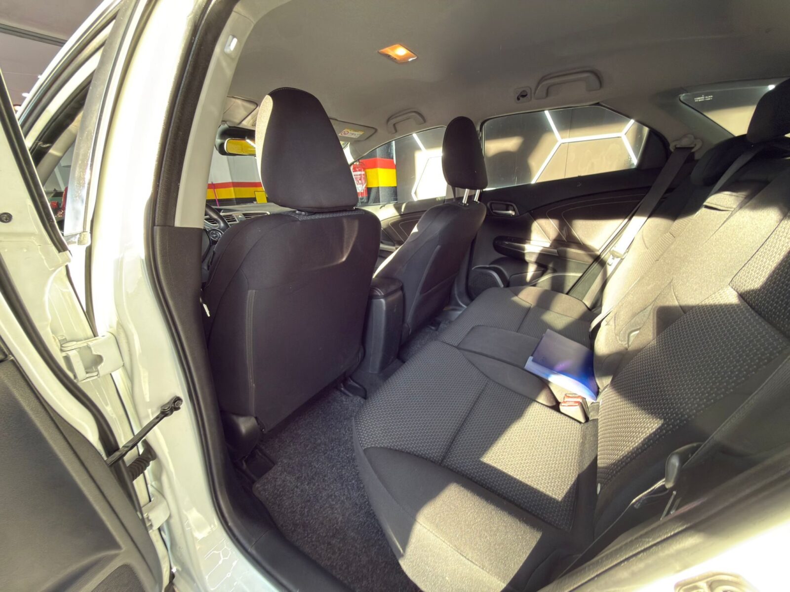 HONDA CIVIC FAMILIAR 1.6 DTEC ELEGANCE