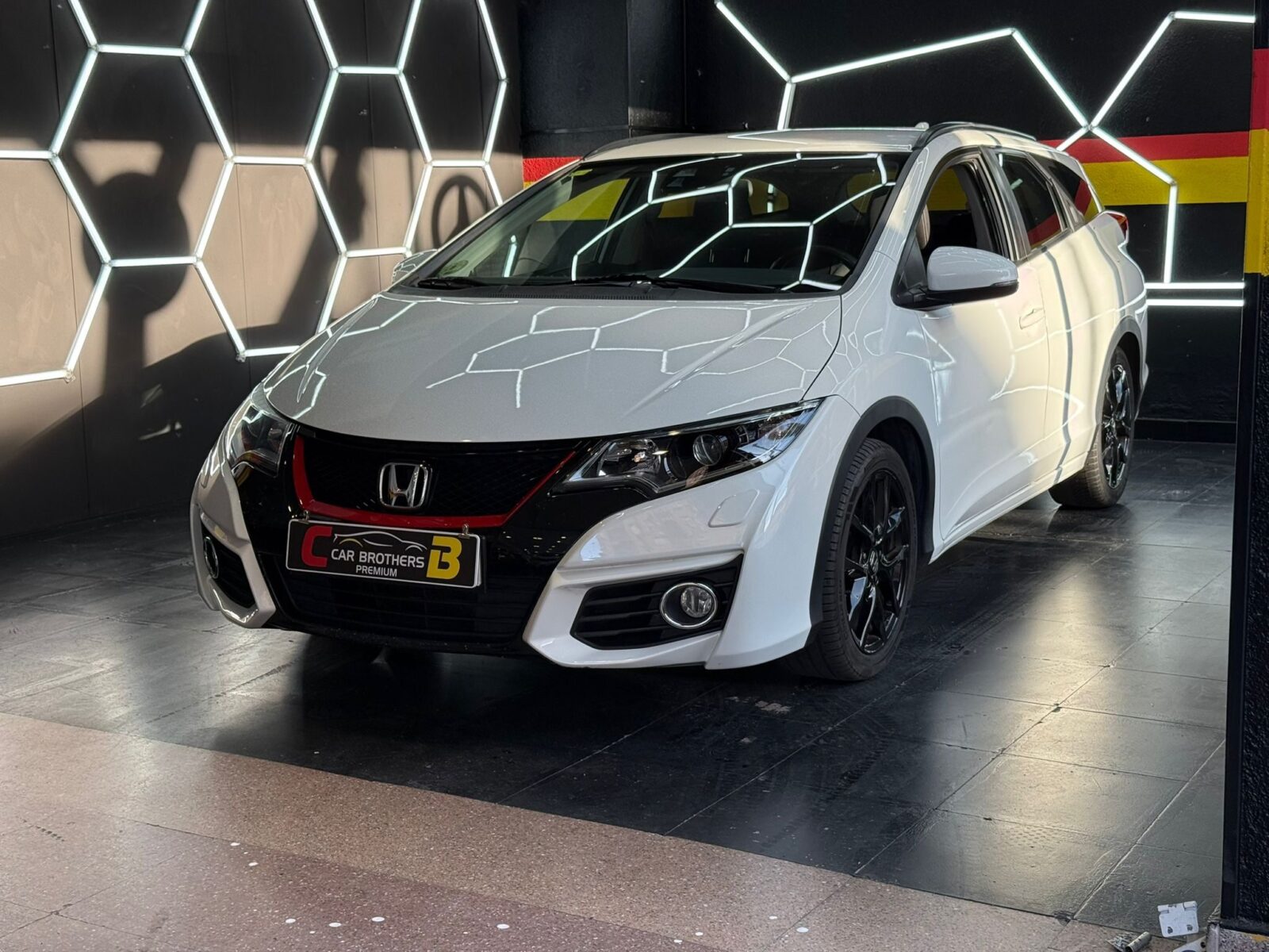 HONDA CIVIC FAMILIAR 1.6 DTEC ELEGANCE