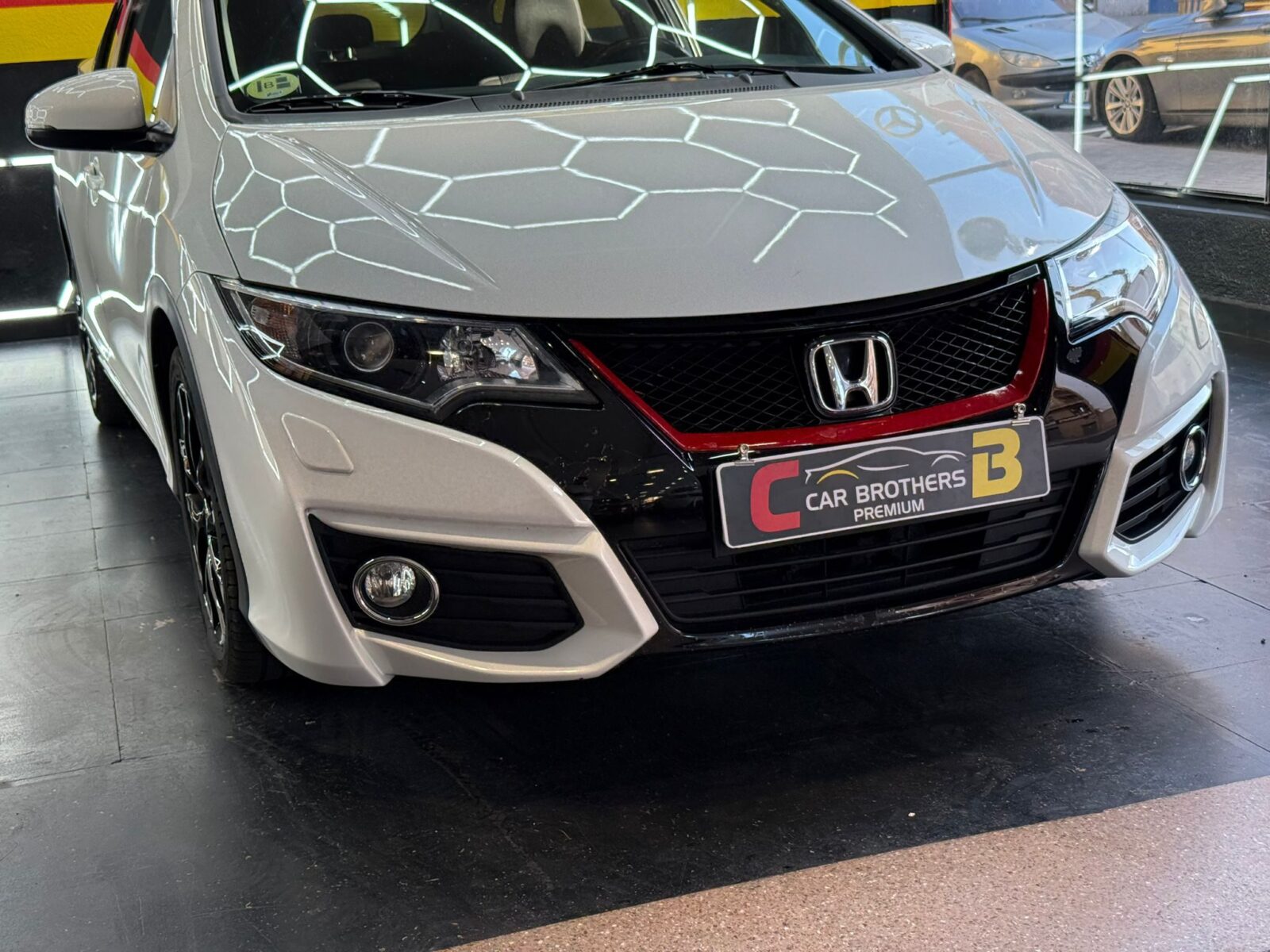 HONDA CIVIC FAMILIAR 1.6 DTEC ELEGANCE