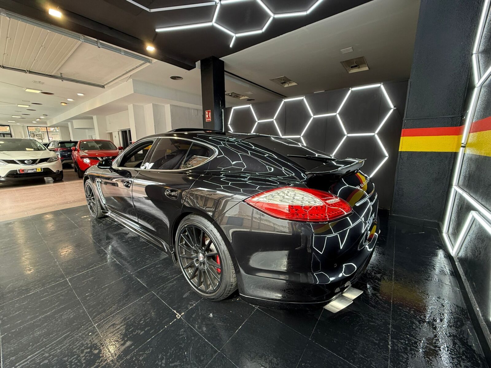 PORSCHE Panamera TURBO S 