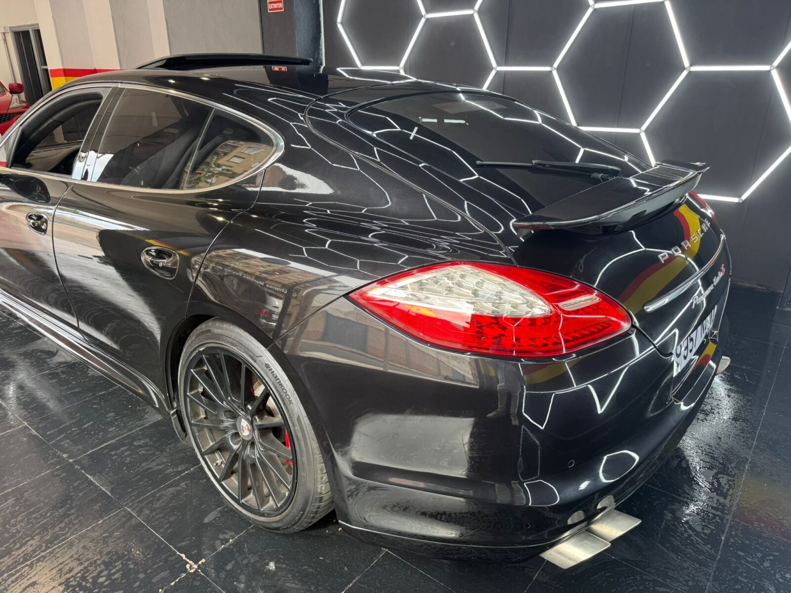 PORSCHE Panamera TURBO S 