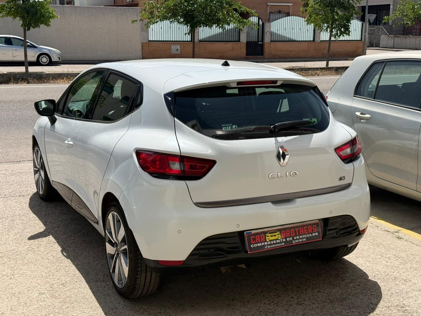RENAULT Clio tecnofeel