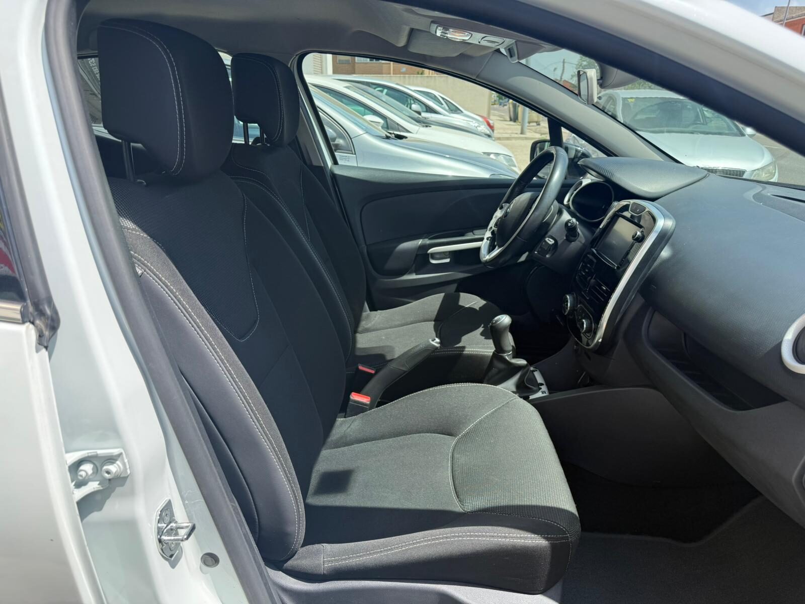 RENAULT Clio tecnofeel