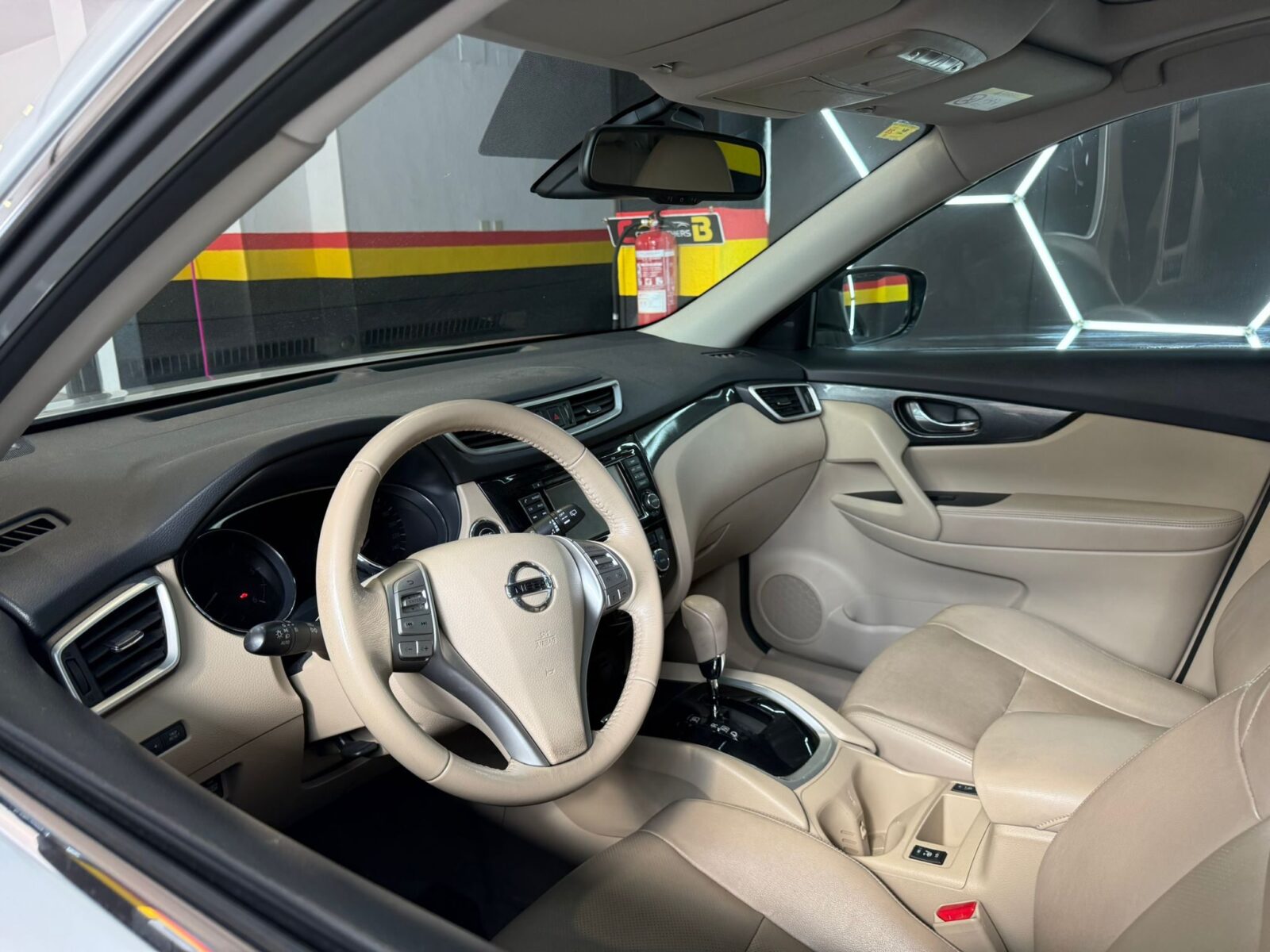NISSAN XTRAIL TEKNA 360