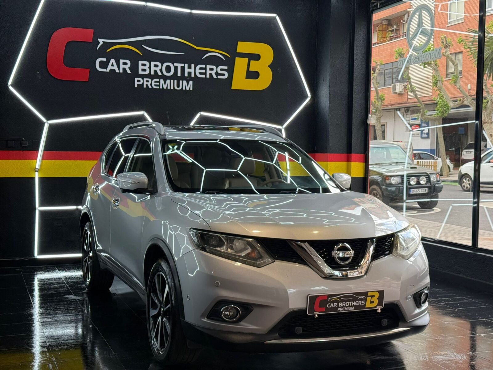 NISSAN XTRAIL TEKNA 360