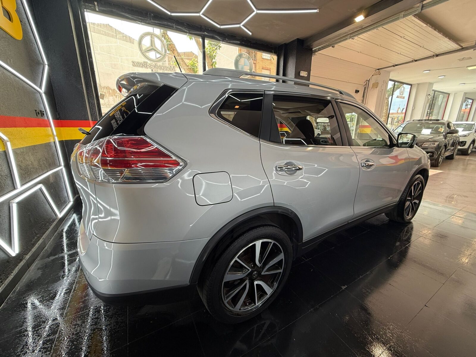 NISSAN XTRAIL TEKNA 360