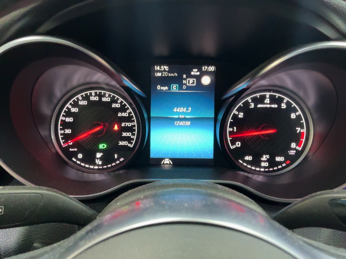 MERCEDES-BENZ C-CLASS 63 AMG