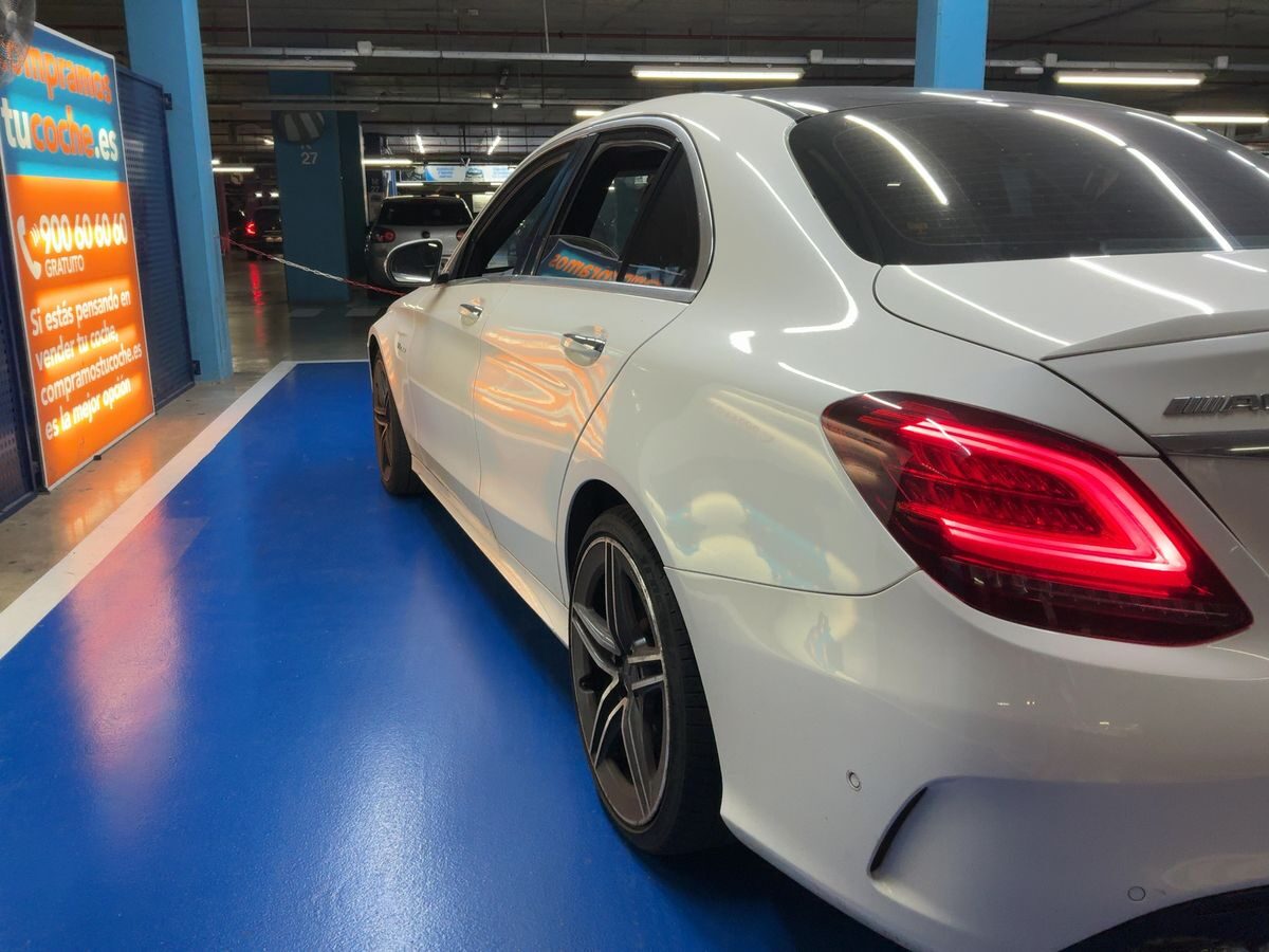 MERCEDES-BENZ C-CLASS 63 AMG