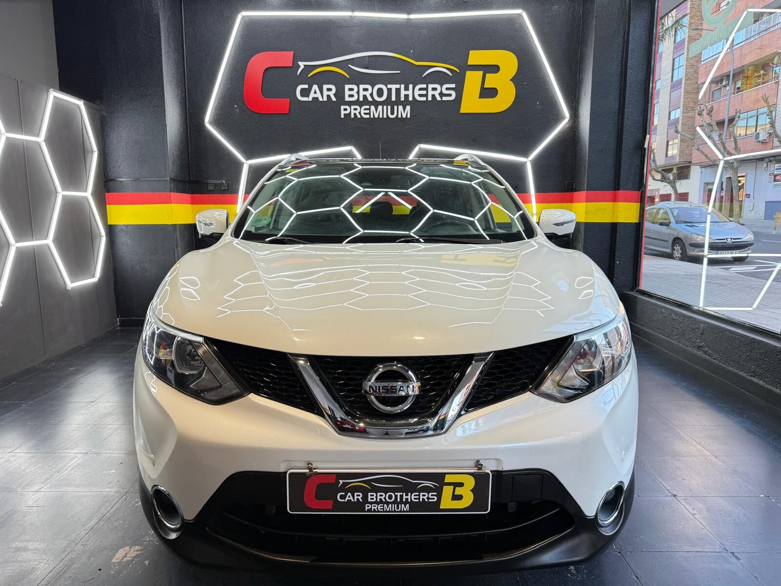 NISSAN QASQHAI 360 
