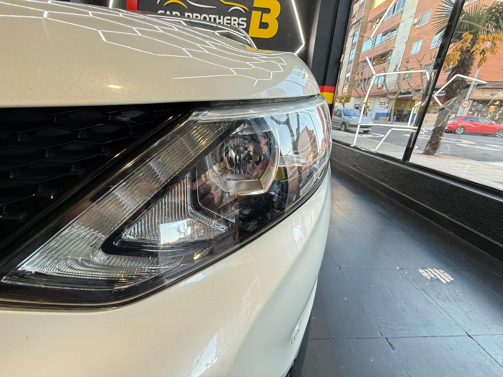 NISSAN QASQHAI 360 