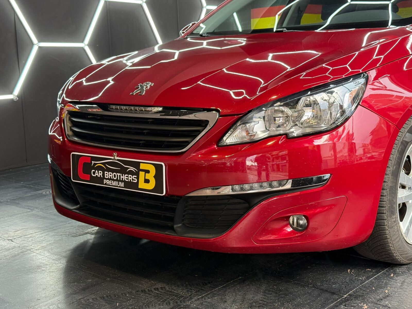 PEUGEOT 308 1.6 HDI STYLE