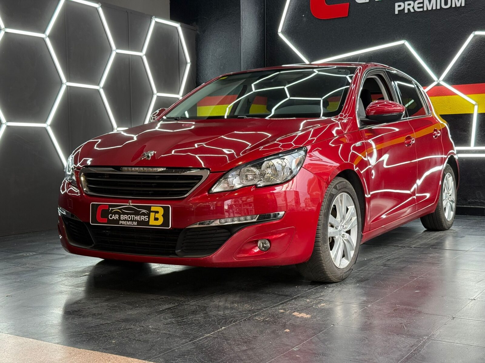 PEUGEOT 308 1.6 HDI STYLE