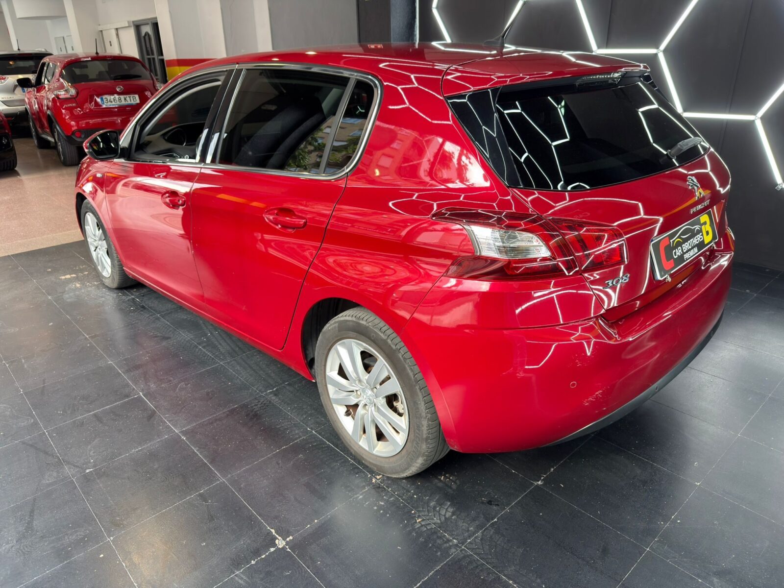 PEUGEOT 308 1.6 HDI STYLE