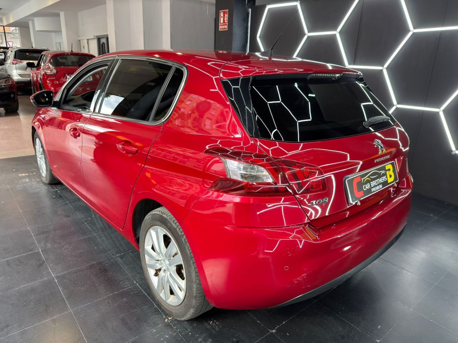 PEUGEOT 308 1.6 HDI STYLE