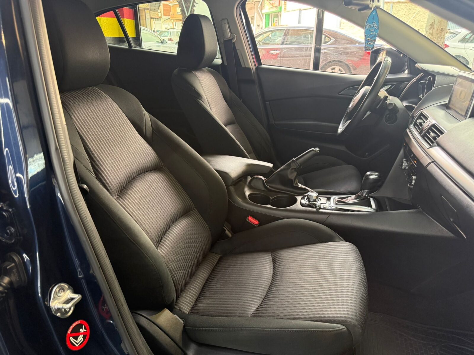 MAZDA 3 LUXURY