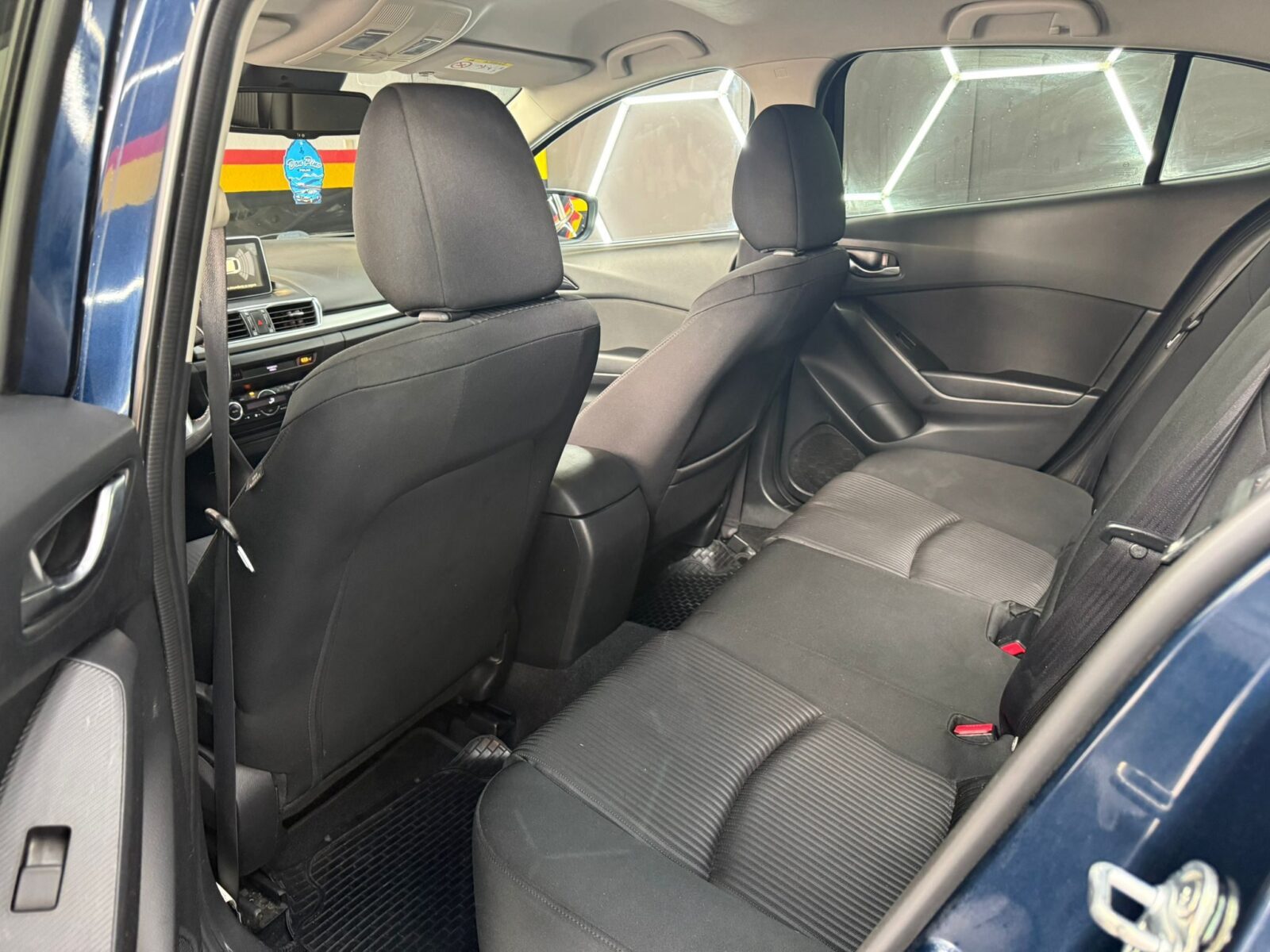 MAZDA 3 LUXURY