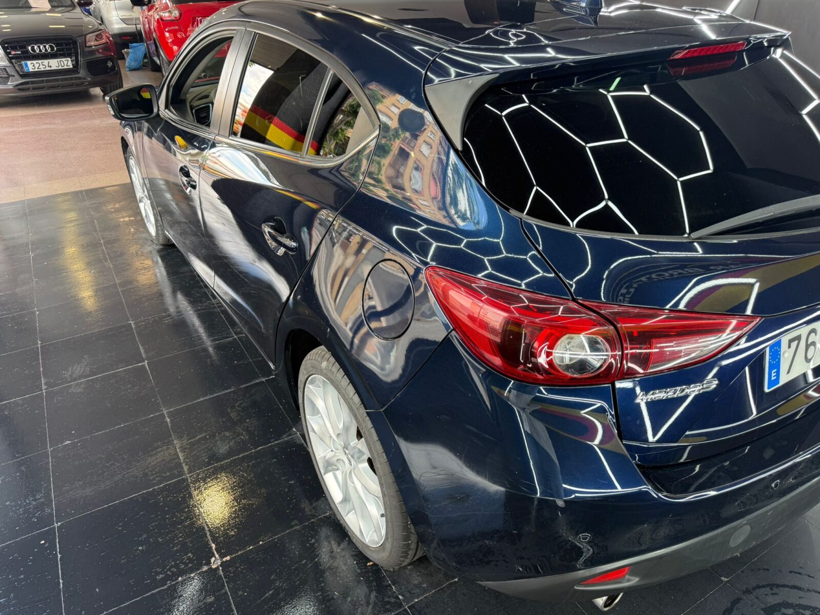 MAZDA 3 LUXURY