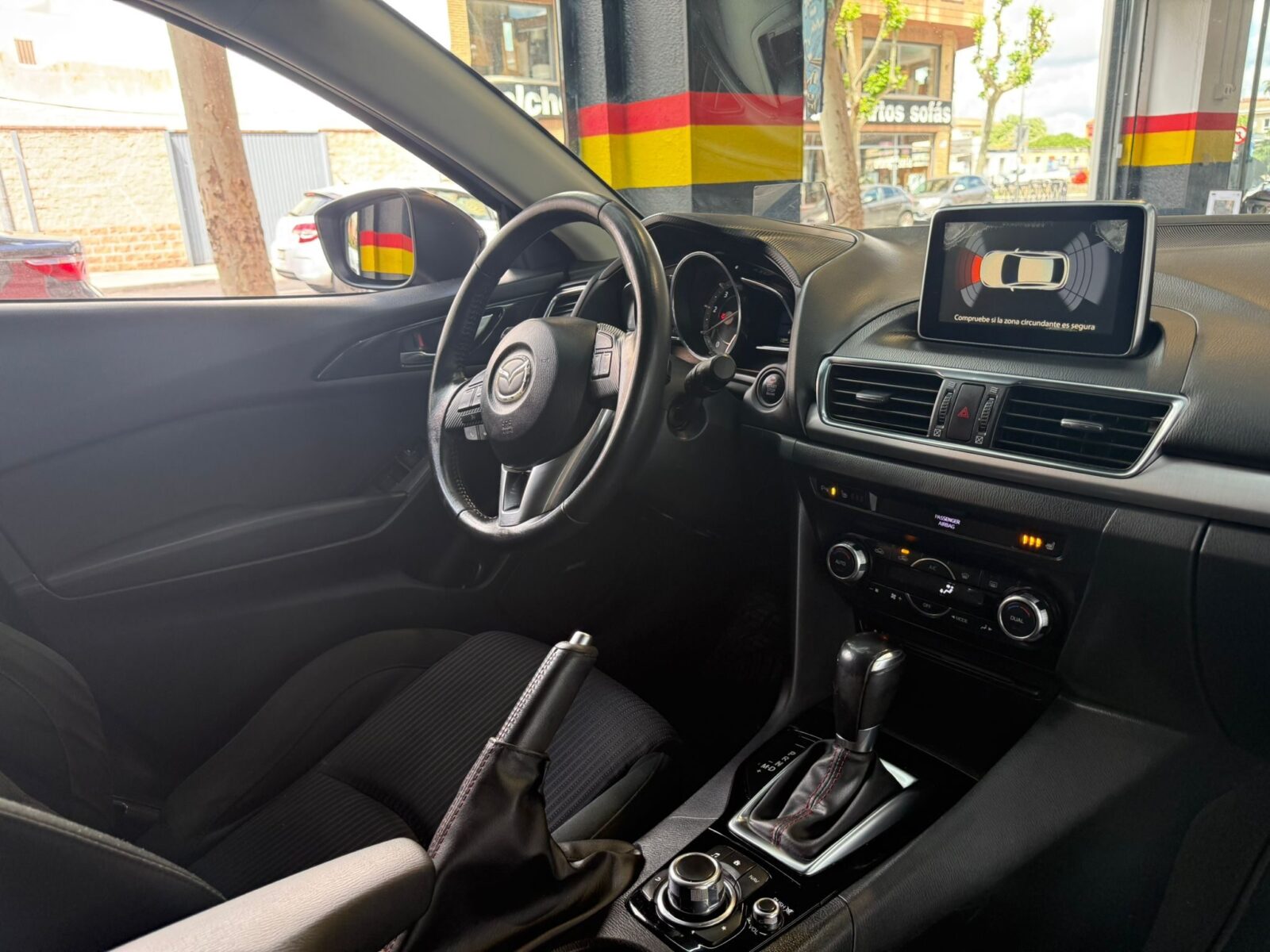MAZDA 3 LUXURY