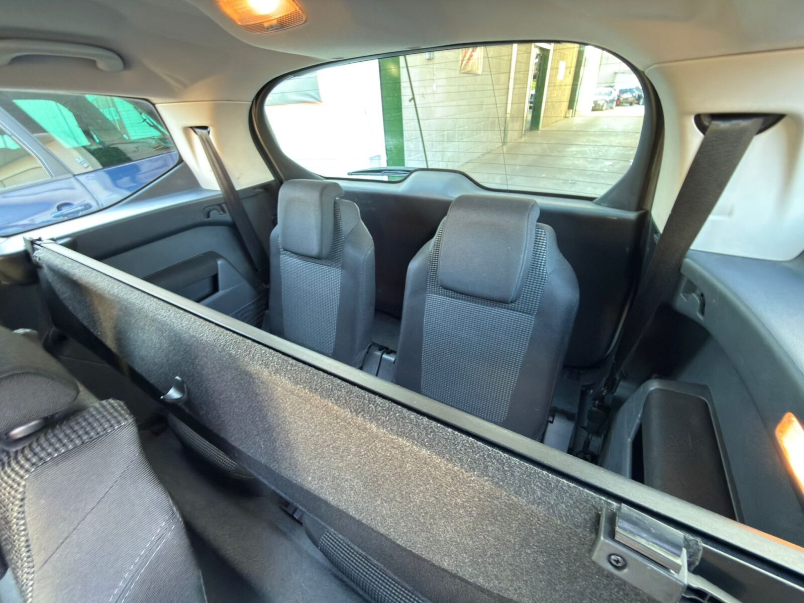 PEUGEOT 5008 1.6 HDI PREMIUM