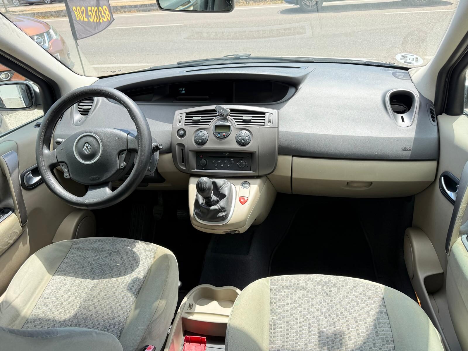 RENAULT grand scenic 1.9 dCi Dynamique