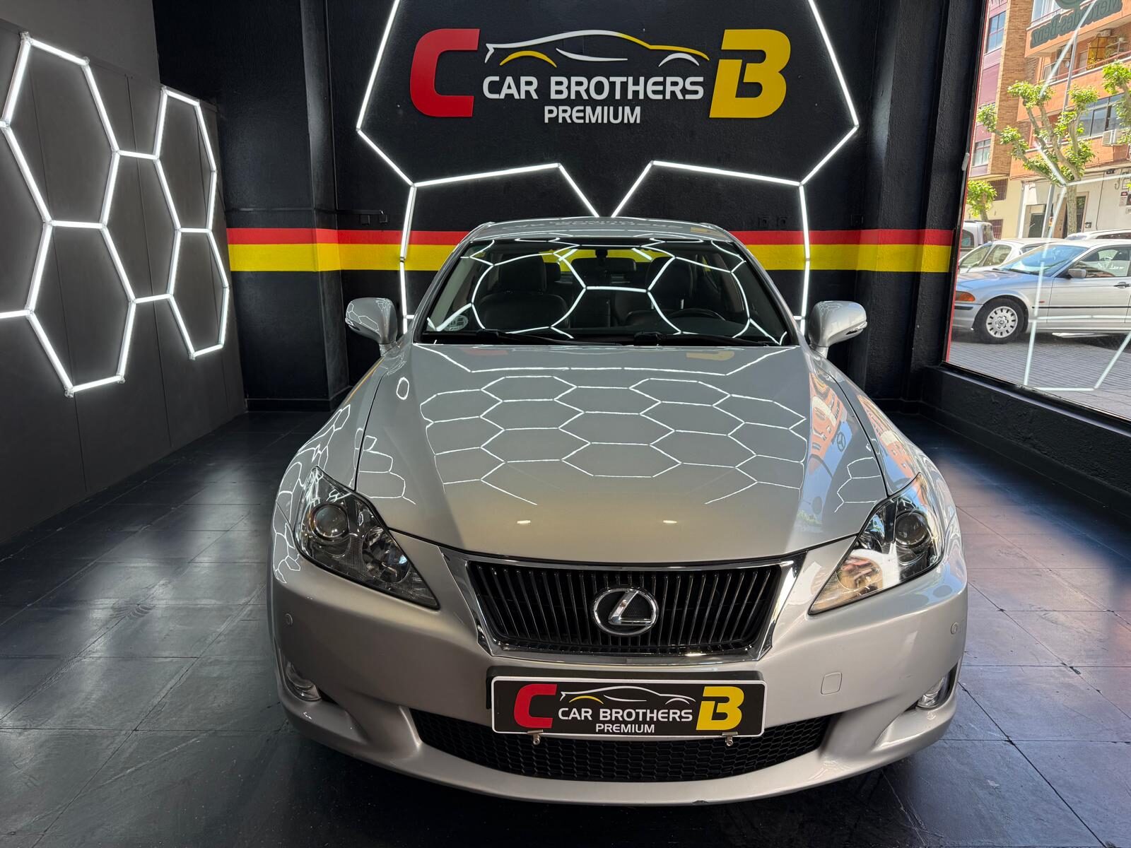 LEXUS is220 2.2 dcat 