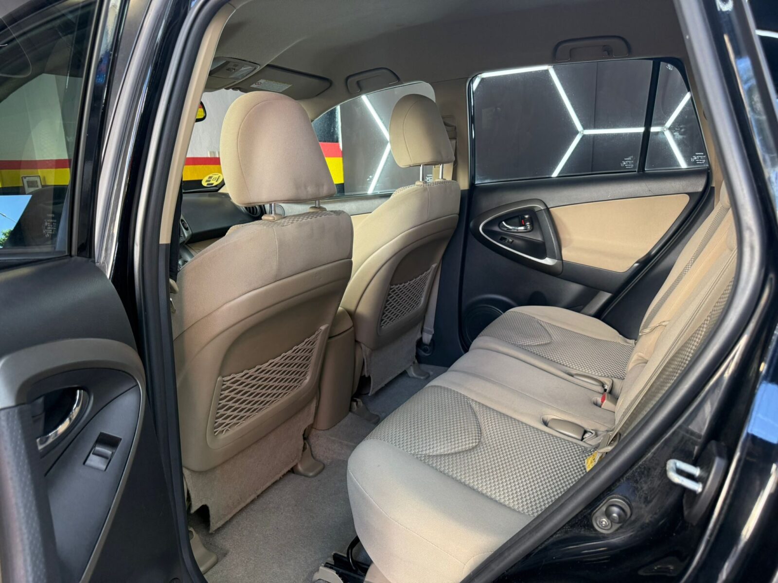 TOYOTA RAV4 ADVANCE