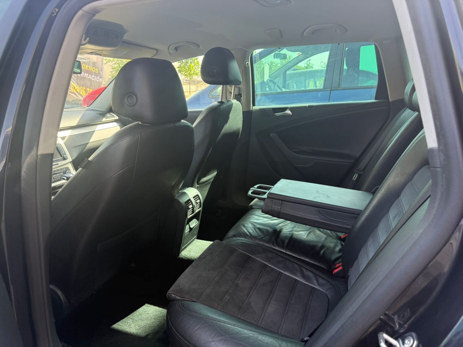 VOLKSWAGEN passat R-LINE