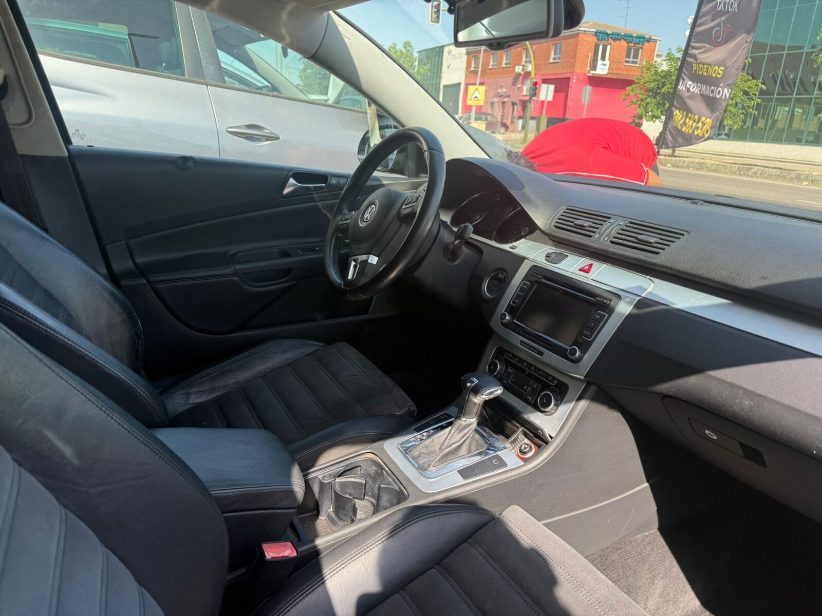 VOLKSWAGEN passat R-LINE