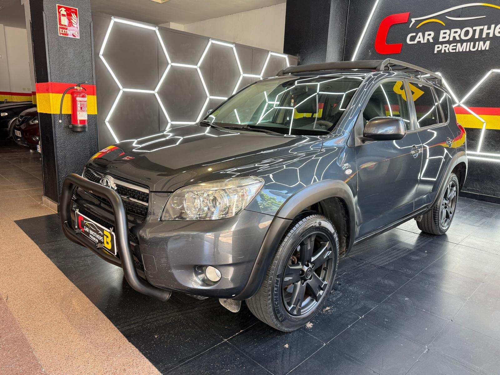 TOYOTA RAV4 2.2 D-cat premiun 