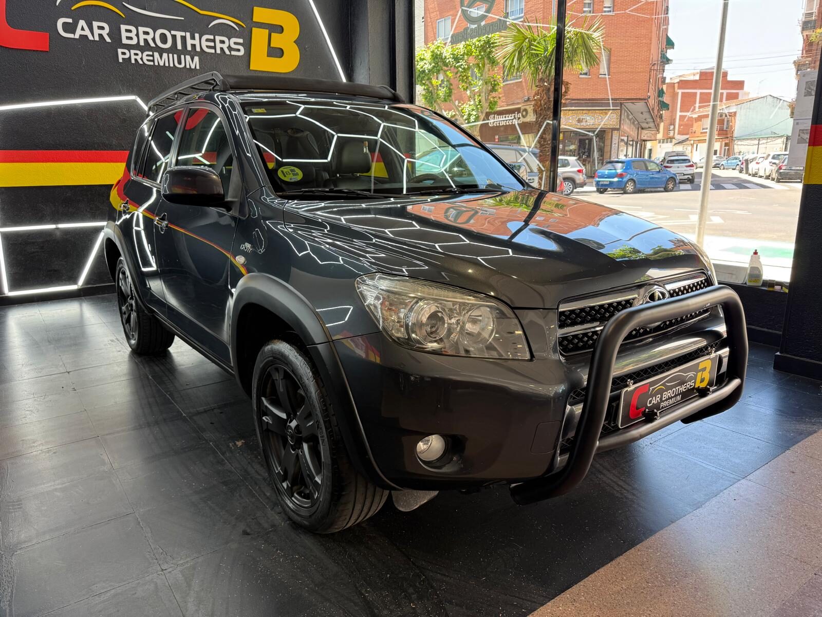 TOYOTA RAV4 2.2 D-cat premiun 