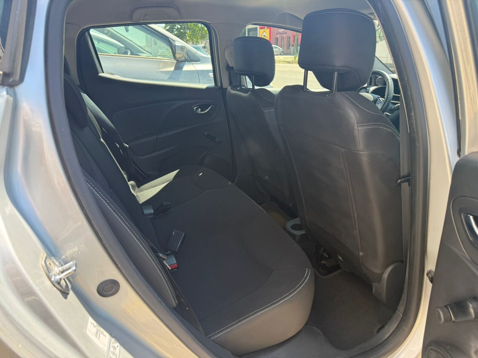 RENAULT Clio energy business