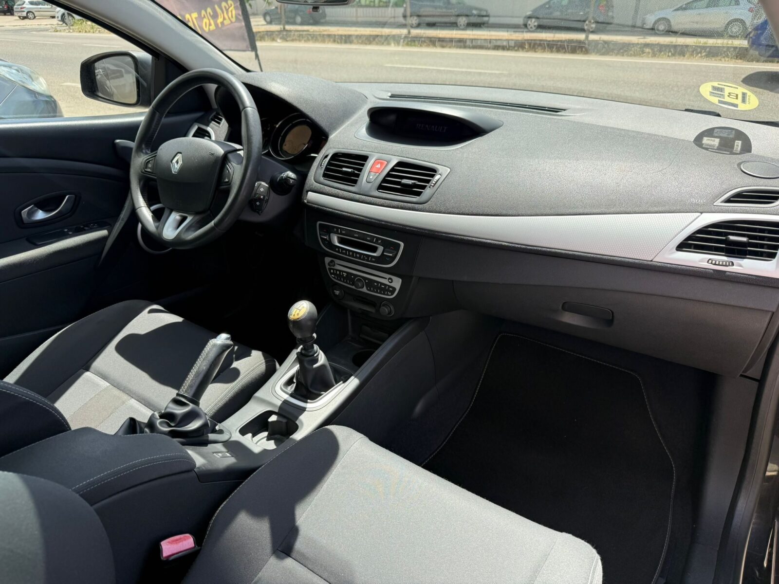 RENAULT Megane 1.9 dCi Dynamique