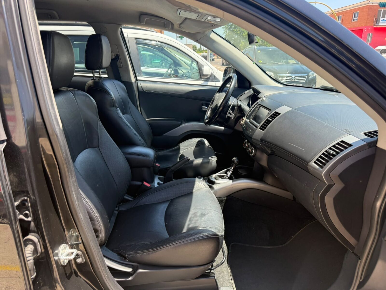 PEUGEOT 4007 sport