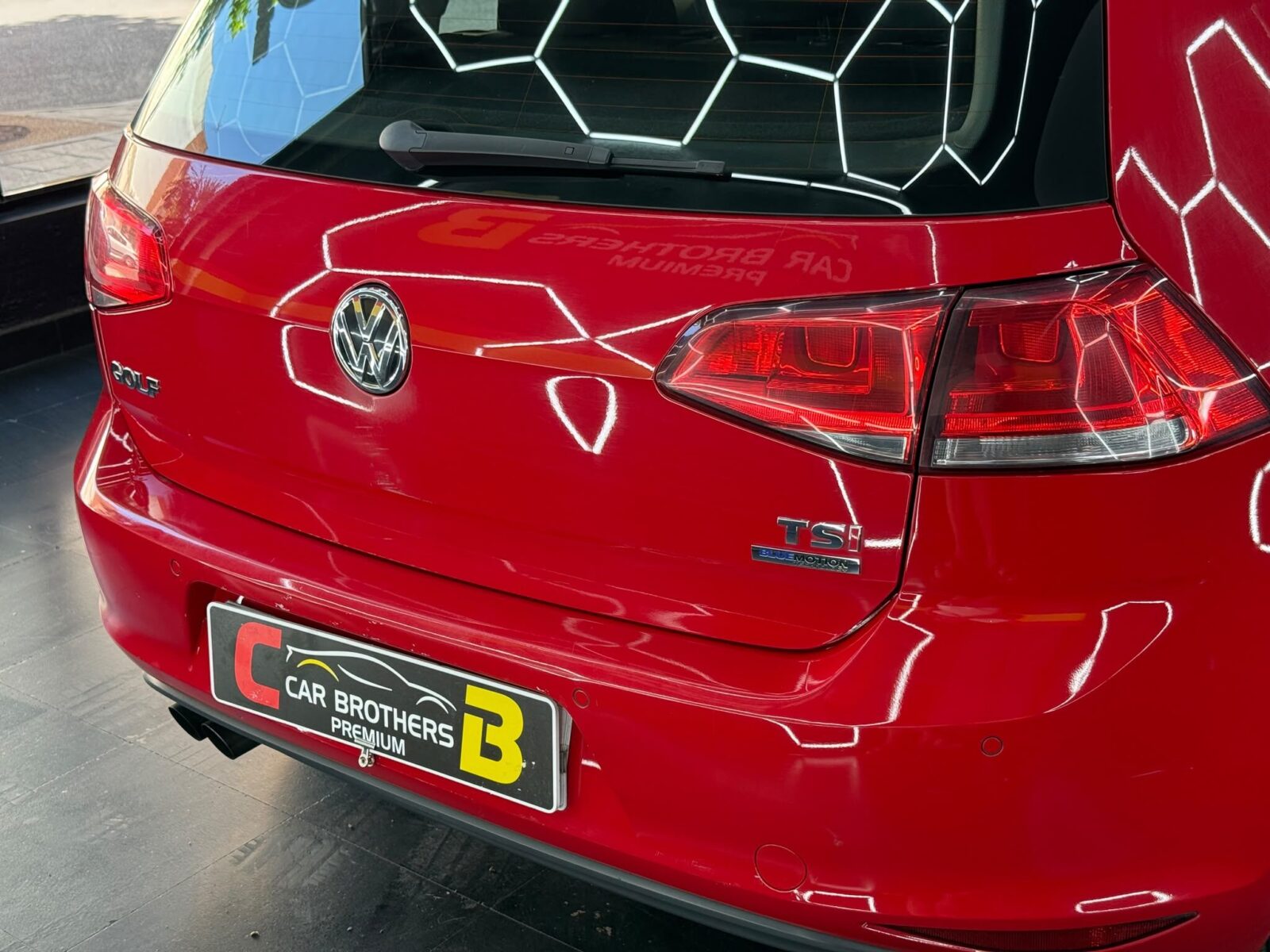 VOLKSWAGEN Golf 1.4 TSI ADVANCE BLUEMOTION